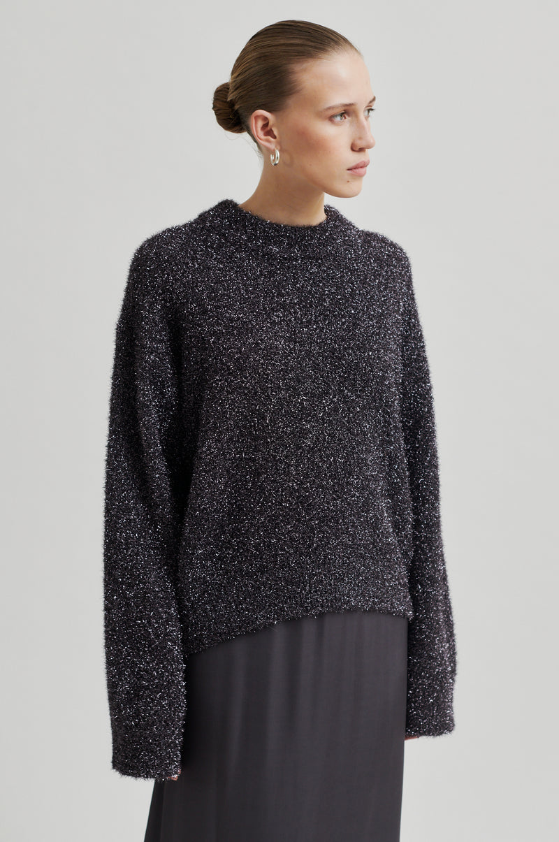 Lamilla Knit O-Neck