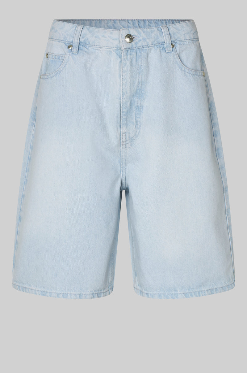 Fira Bermuda Shorts