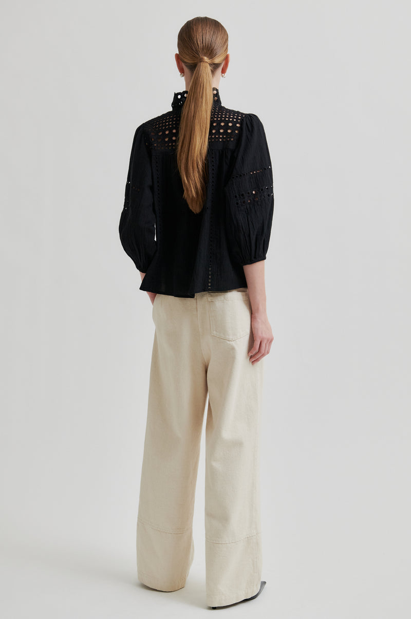 Brunie Blouse