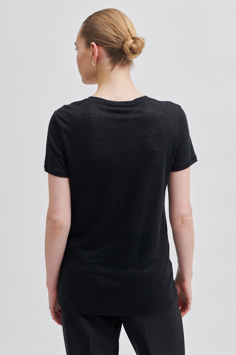 Peony O-Neck Tee