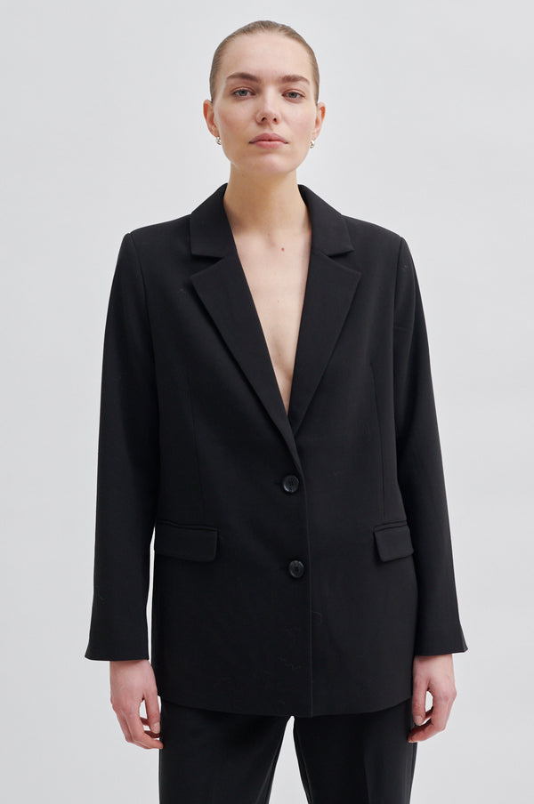 Evie Classic Blazer