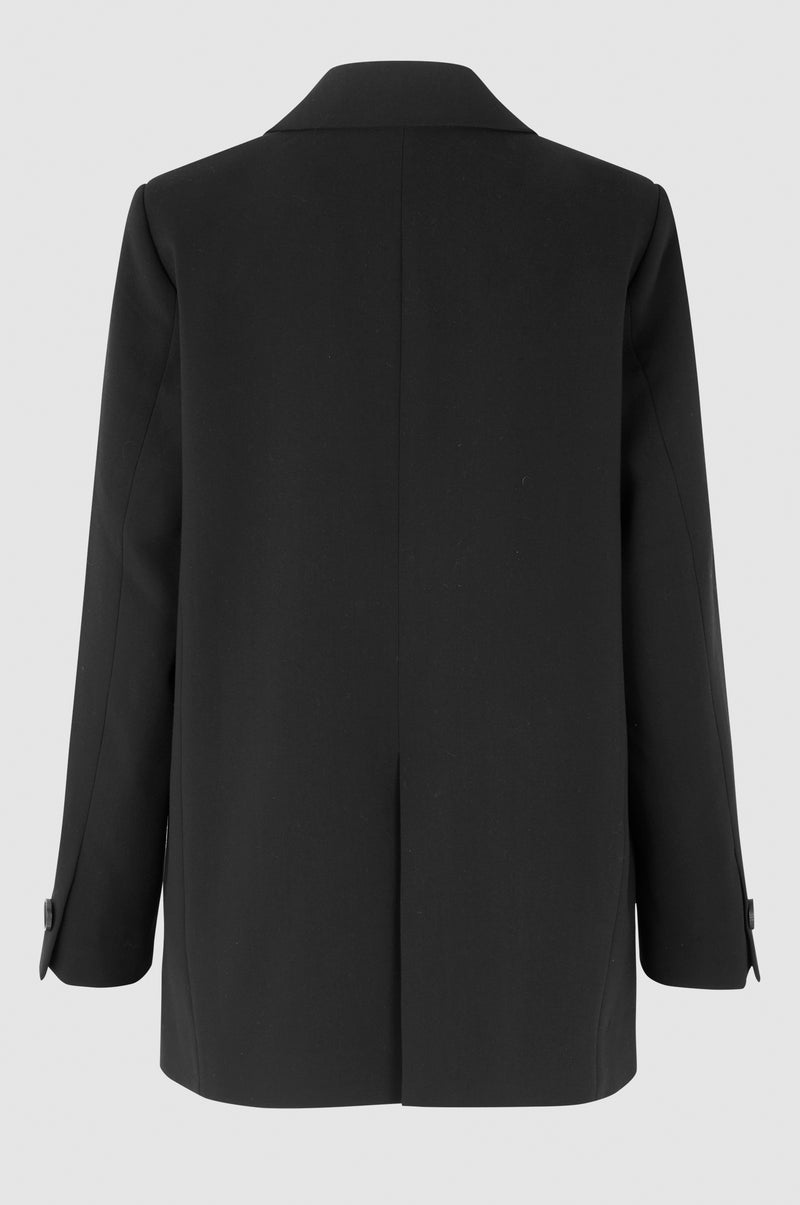 Evie Classic Blazer