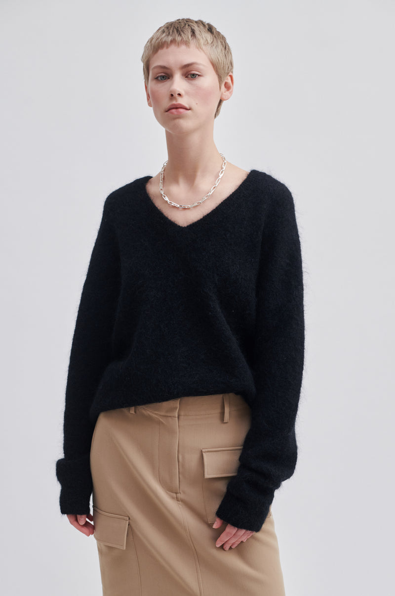 Brook Knit Oversize V-Neck
